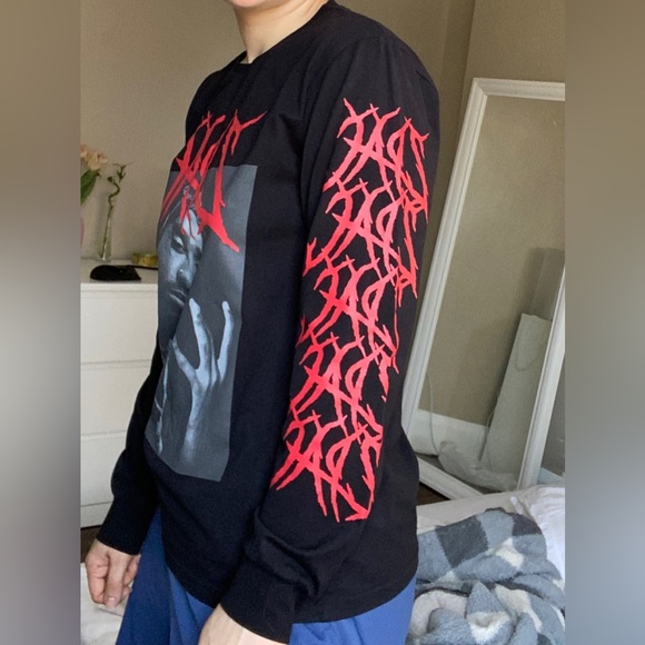 2pac longsleeve M size - Picture 3 of 4